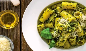 paste cu pesto jpg