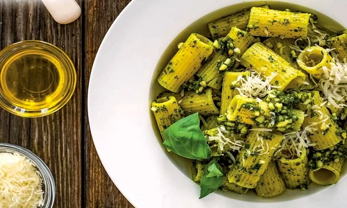 paste cu pesto jpg