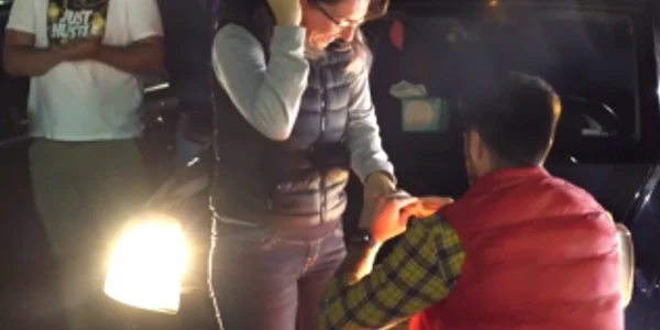 cerere in casatorie in parcarea unui mall din zalau foto captura video