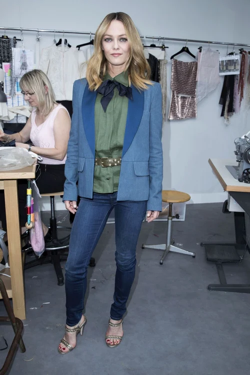 vanessa paradis hepta 2482570 jpeg