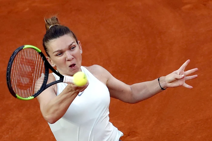Simona Halep a ratat șansa de a-și trece în palmares încă un trofeu la MadridFoto: EPA