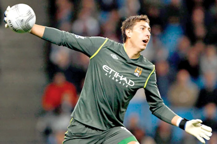 Pantilimon, în tricoul lui Manchester City