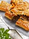 Placinta cu legume coapte  Sursa foto shutterstock 1940748868 jpg