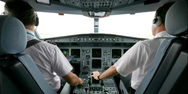 pilot piloti avion jpeg