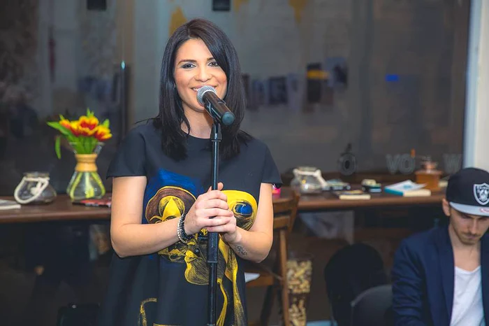 
    Cântăreaţa Ellie White a fost fericită la aflarea veştii că va avea şi o fetiţăFoto: Arhivă personală  