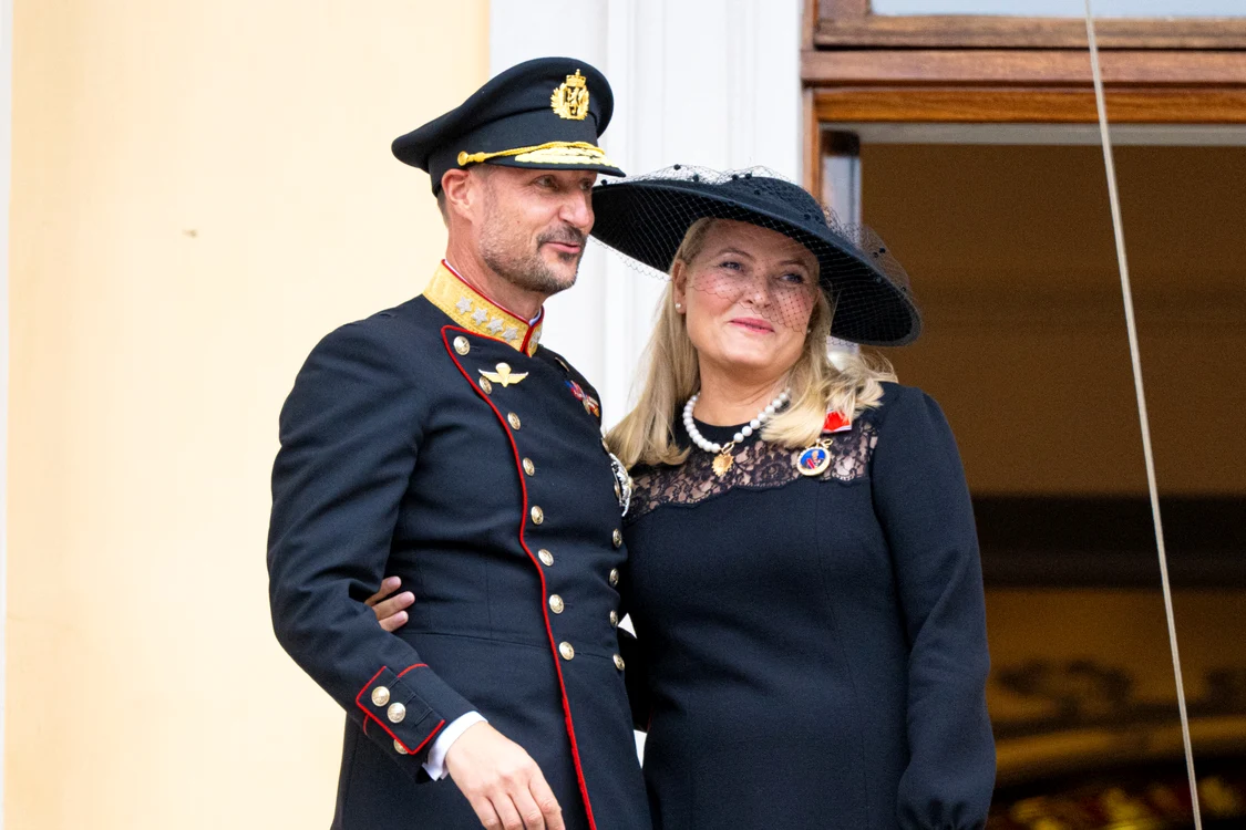 Regele Haakon și Regina Mette Marit, primul salut oficial, Profimedia (3) jpg
