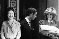 Regina Elisabeta, Charles, Prințesa Diana și Prințul William   Profimedia jpg