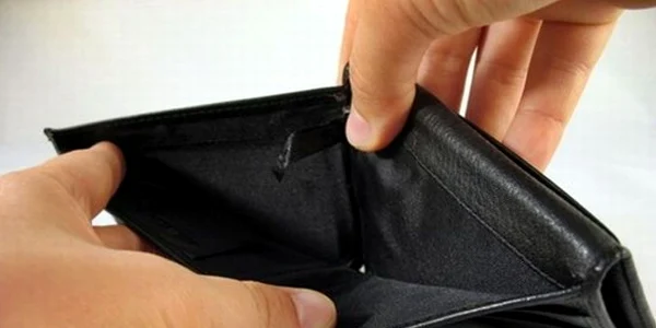 Guvernul promite să umple portofelele bugetarilor