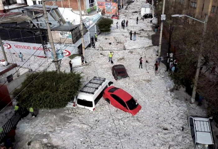 Furtuna grindina Mexic Guadalajara FOTO AFP