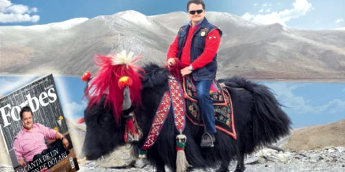 Ştefan Vuza călare  pe iac în Tibet
