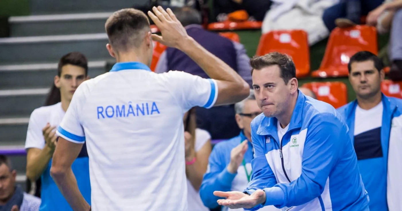 Andrei Pavel îl încurajează pe Marius Copil FOTO Mediafax