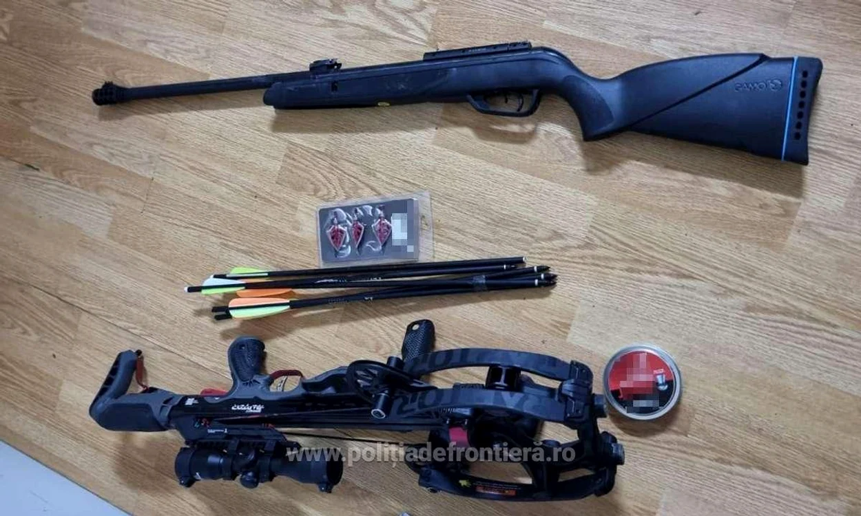 Armele găsite în mașina americanului FOTO: Poliția de Frontieră