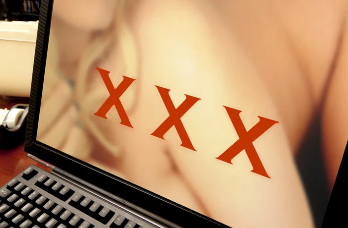 5 actori porno au fost diagnosticaţi cu HIV, numai în ultimele luni