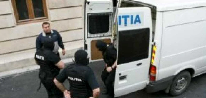 Cluj: Magistraţii au mărit pedepsele pentru o reţea de traficanţi de droguri