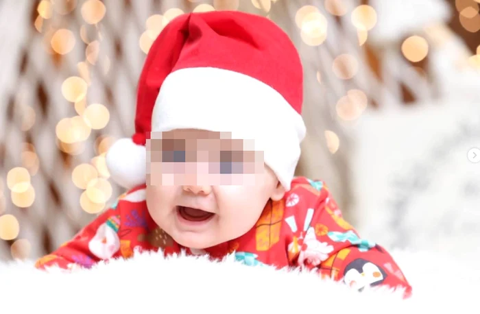 Micuța Alexandra, în costumație de Crăciun. Foto: Instagram