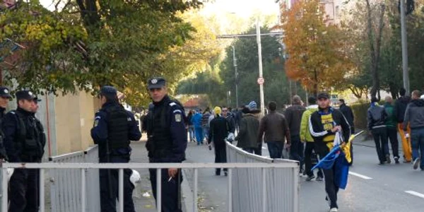 Stadionul "Ilie Oana" va fi păzit de sute de poliţişti şi jandarmi (foto arhiva)