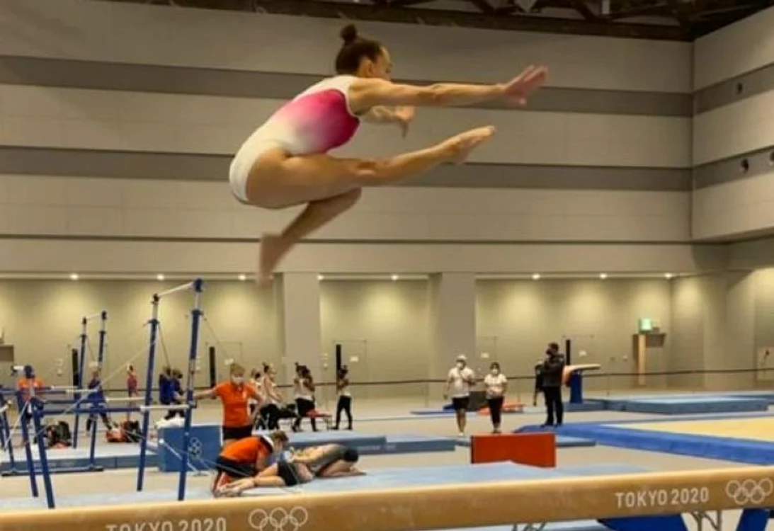 Larisa Iordache va concura doar la bârnă la Jocurile OlimpiceFOTO: Facebook