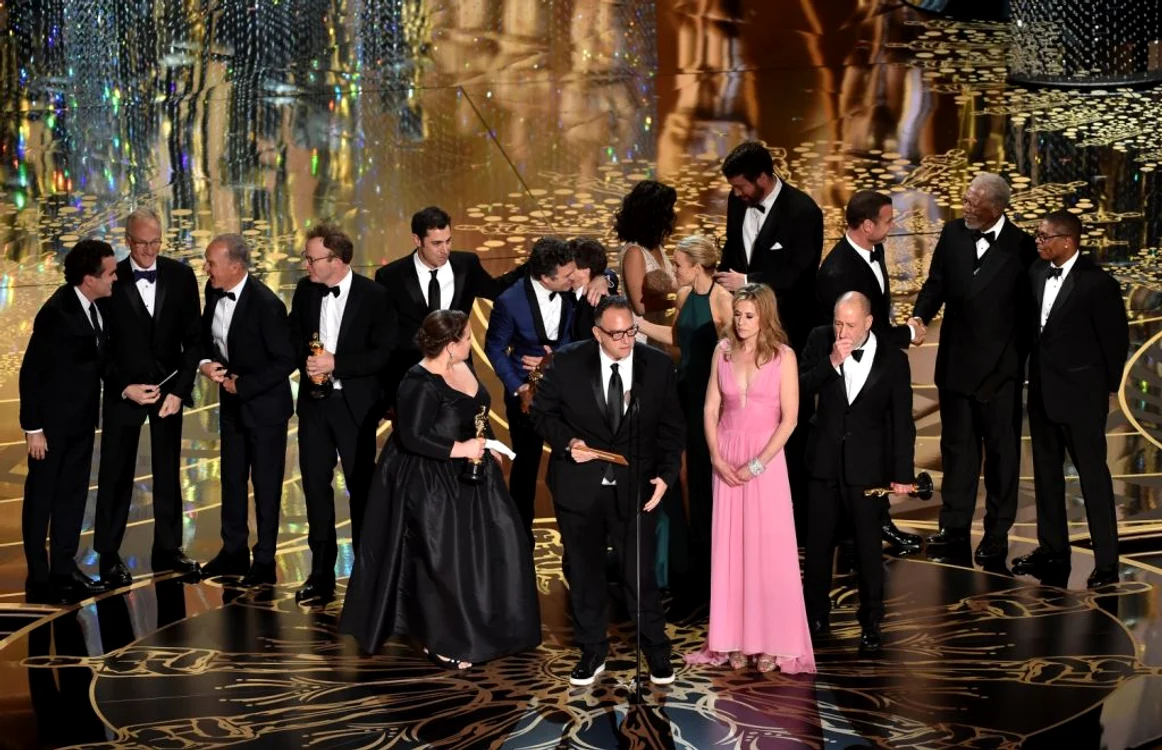 Echipa filmului „Spotlight“, pe scena Oscar 2016 FOTO Guliver/Getty Images