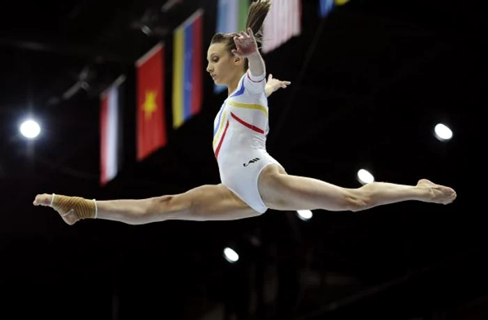 Ana Porgras a adus Romîniei primul aur la actuala ediţie a CM de gimnastică