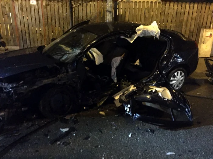 Accidentul a avut loc pe strada Victoriei FOTO: ISU GORJ