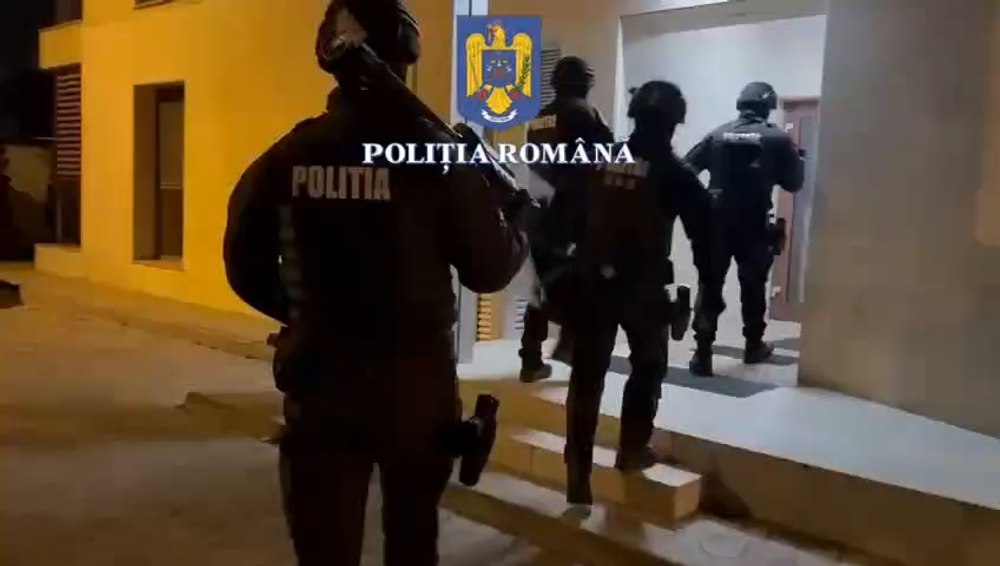 Un bărbat din Ploiești a montat dispozitive de localizare pe mașina fostei iubite