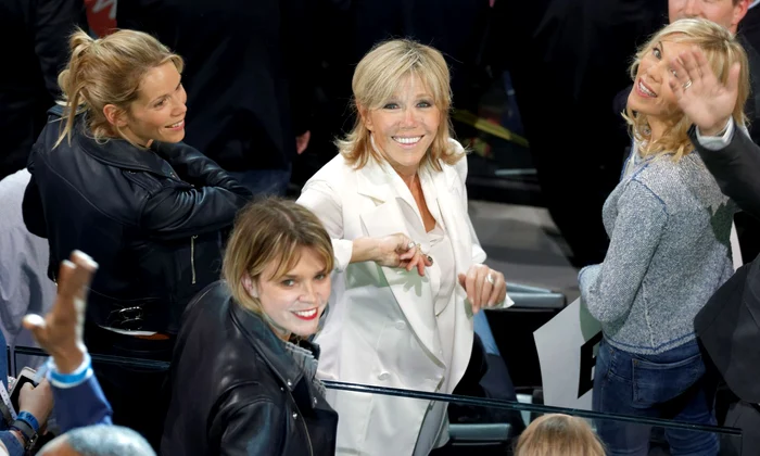 Brigitte Macron fiice Tiphaine și Laurence GettyImages 669611648 jpg
