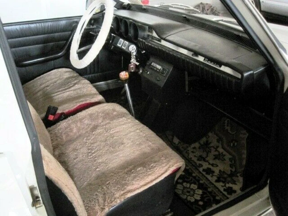 dacia 1300 germania 01 interior foto mobile deutschland
