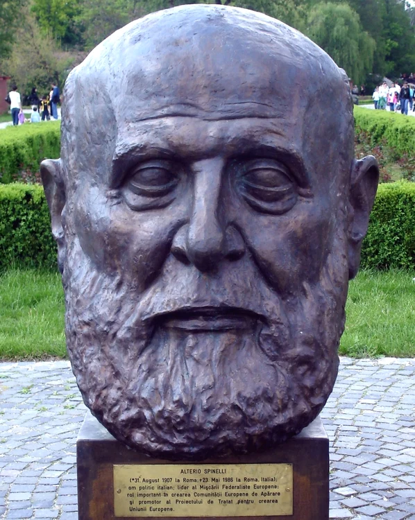Altiero Spinelli jpg jpeg