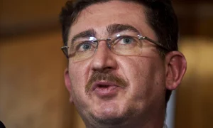 ZTExNzhmNTk5MTUyYTUzNmQ1OTUxZTAwZTI2NmRkODg= thumb jpg