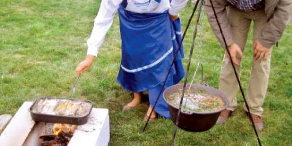 Lipovenii fac cea mai bună ciorbă de peşte