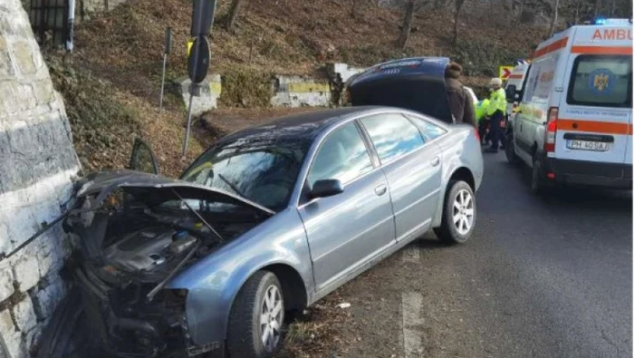 Accidentul a avut loc în zona Comarnic FOTO: ISU Prahova