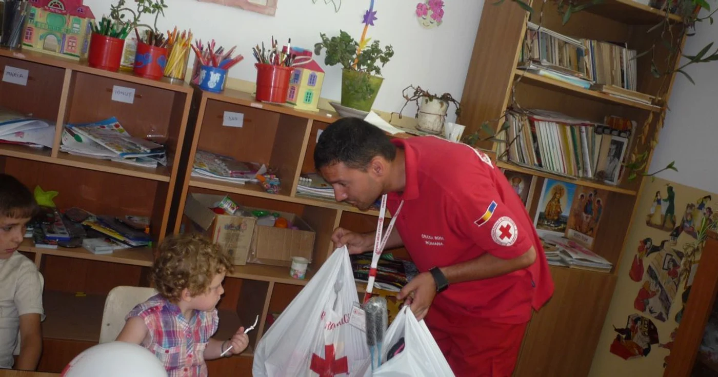 Micuții au primit cadouri