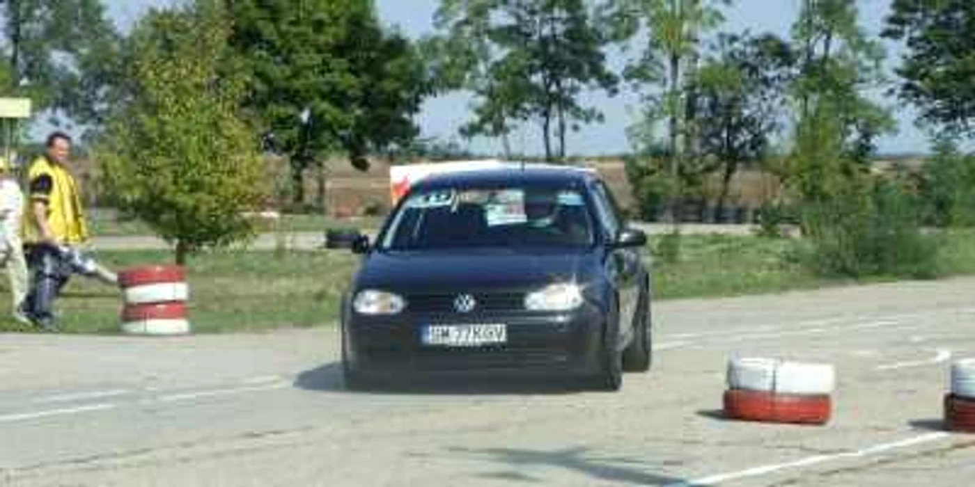 Ediția de anul trecut a competiţiei de rally-sprint a fost extrem de spectaculoasă