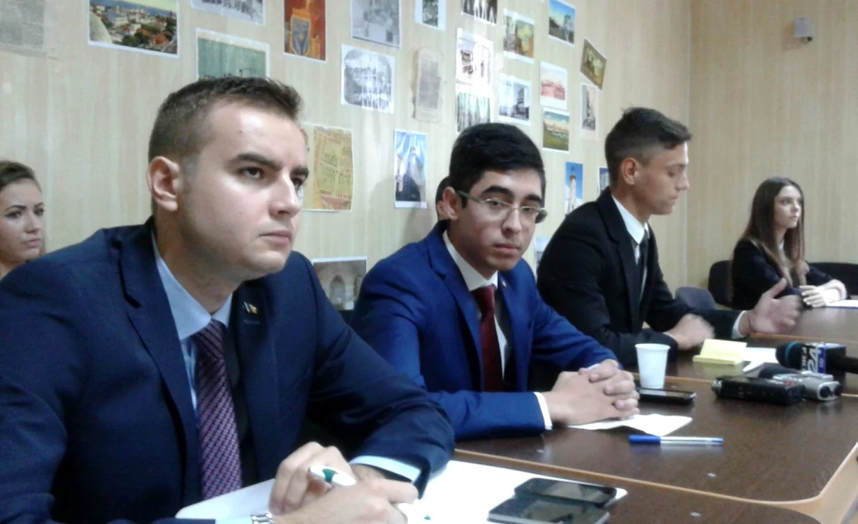 Albert Craiu şi Alexandru Manda în prim-plan Foto Sînziana Ionescu