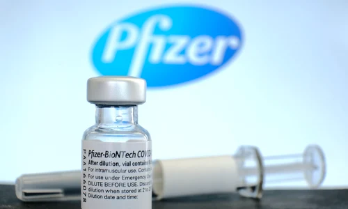 Vaccin Pfizer COVID FOTO Shutterstock jpg
