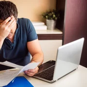 Impozit - calcule - facturi - FOTO Shutterstock