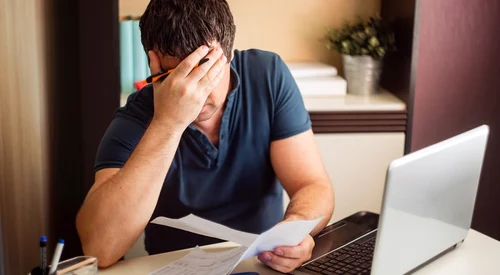 Impozit - calcule - facturi - FOTO Shutterstock 