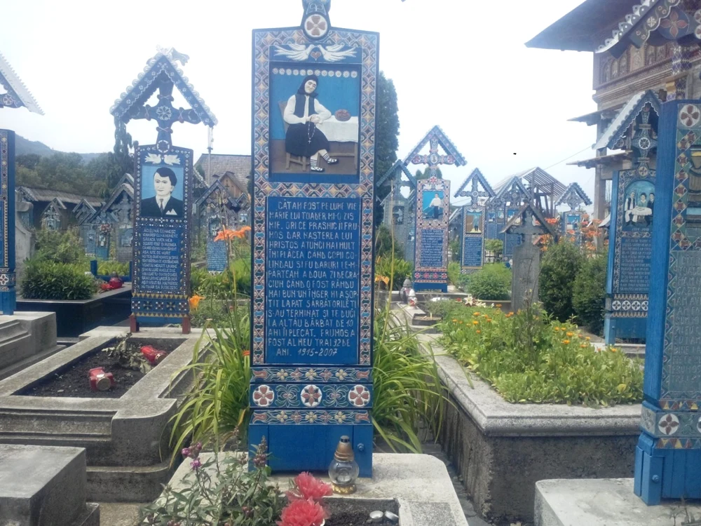 MM cimitirul vesel