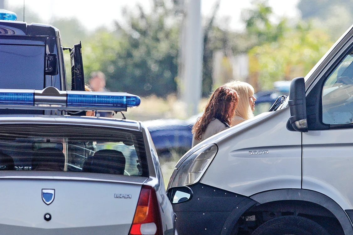 Elena Udrea a fost predată românilor la Vama Ruse. FOTO: Inquam Photo