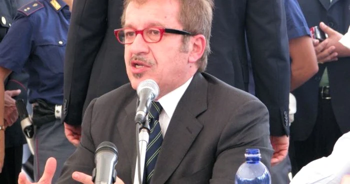 Maroni: "În privinţa ţiganilor, Europa ar trebui să ne ia exemplul"