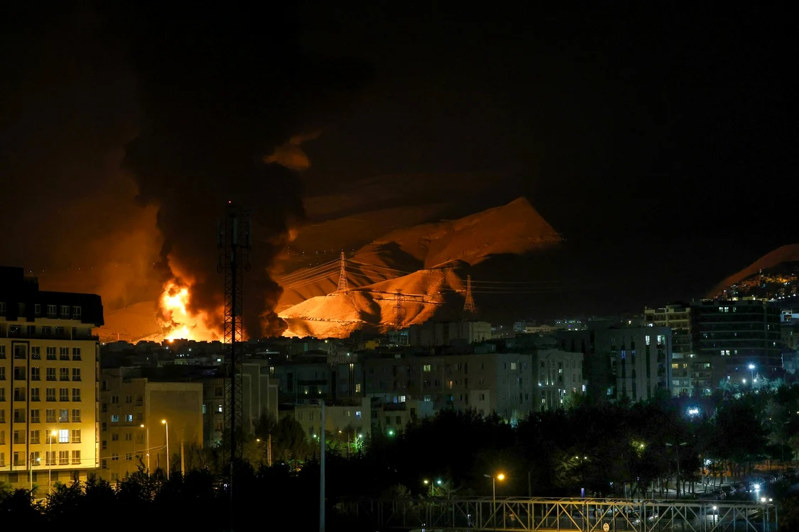 Atac asupra unui depozit din Teheran. FOTO: Profimedia
