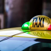 Taxi, foto Shutterstock jpg