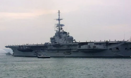 Propunere inedită: Un fost portavion francez ar putea fi transformat într un hotel de lux off shore jpeg