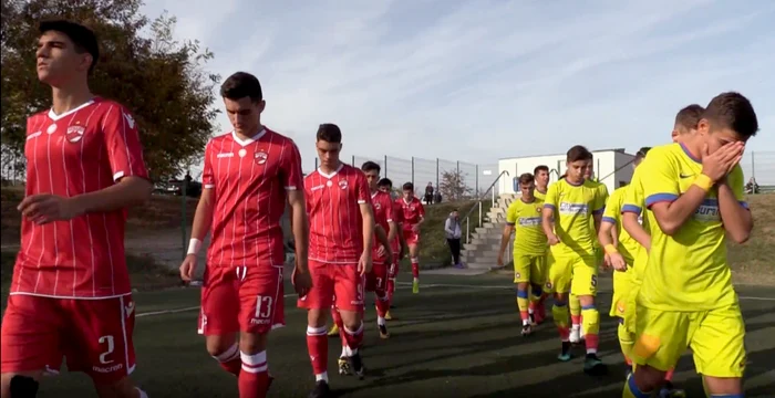 Rugăciunea a avut efect, urmașii lui Tănase, Pintilii sau Gnohere învingând rivala tradițională după două goluri marcate împotriva cursului jocului: pe contraatac după un corner al dinamoviștilor și, apoi, dintr-un penalty