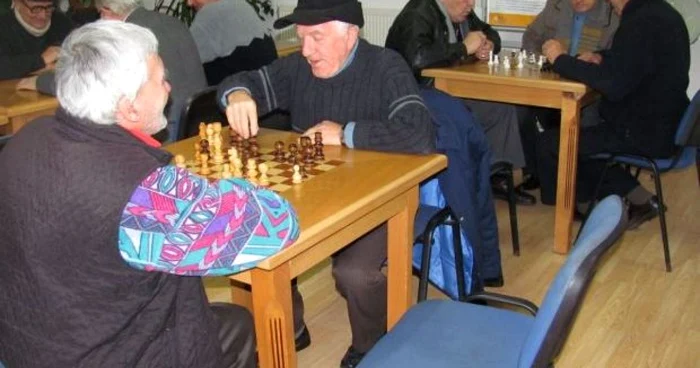 Pensionarii se pot relaxa în noul centru. Foto arhivă