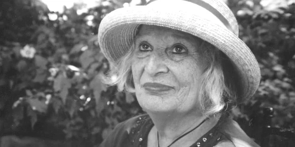 scriitoarea Nora Iuga