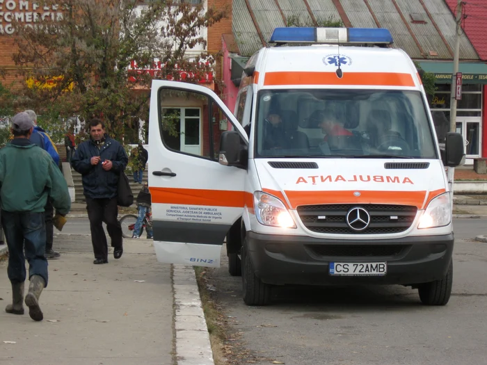 Bani mai puţini pentru Ambulanţă