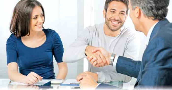 
    Dobândă fixă sau variabilă?  