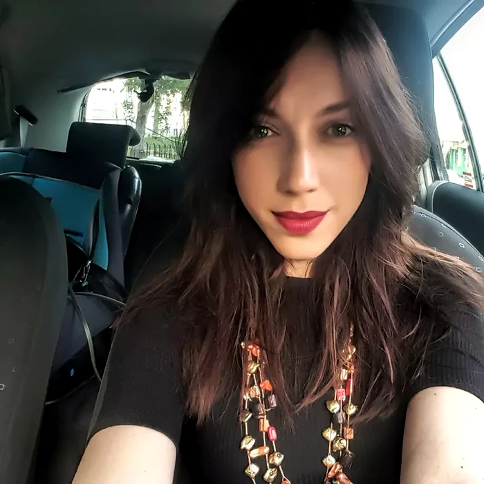 Andreea, prima soție a lui CRBL 