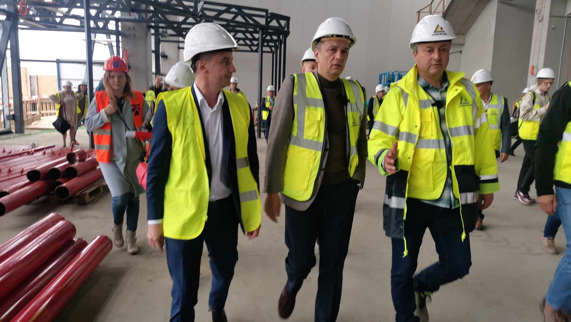 "Lansată licitația CFR pentru construirea unei linii ferate duble între Timișoara și Aeroportul Internațional" "Lansată licitația CFR pentru construirea unei linii ferate duble între Timișoara și Aeroportul Internațional"
